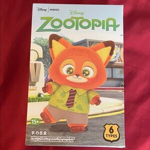 100% authentic, sealed box Disney miniso Zootopia blind box